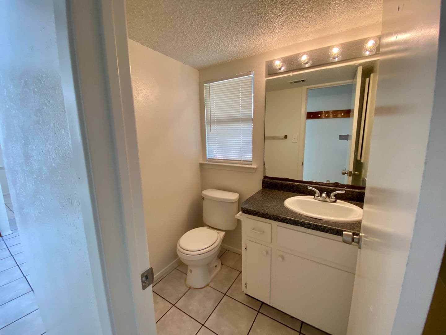 Austin Apartment: 407 E. 30th Street