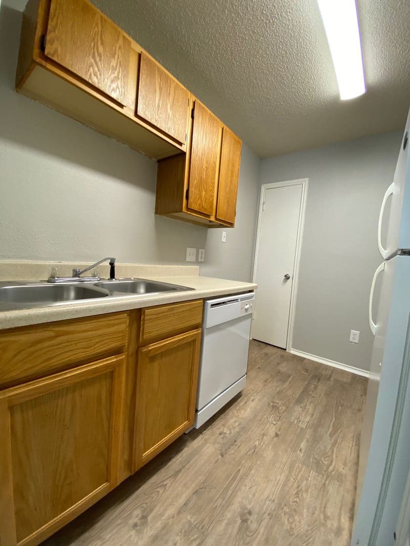 Austin Apartment: 6912 Bethune Avenue