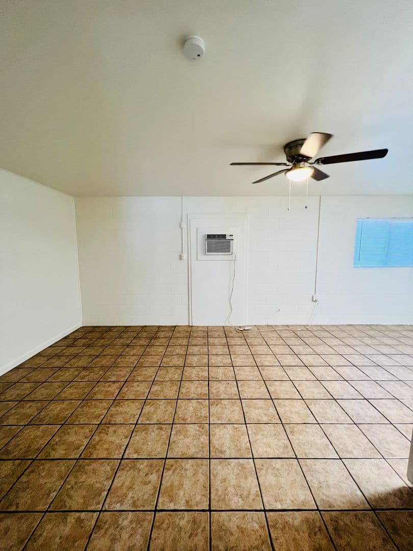 Austin Apartment: 1914 Cullen