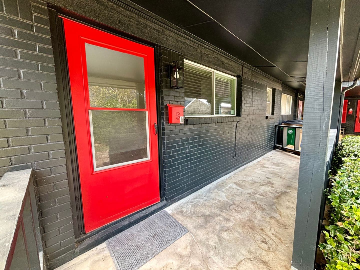 Austin Apartment: 5408 Sunshine