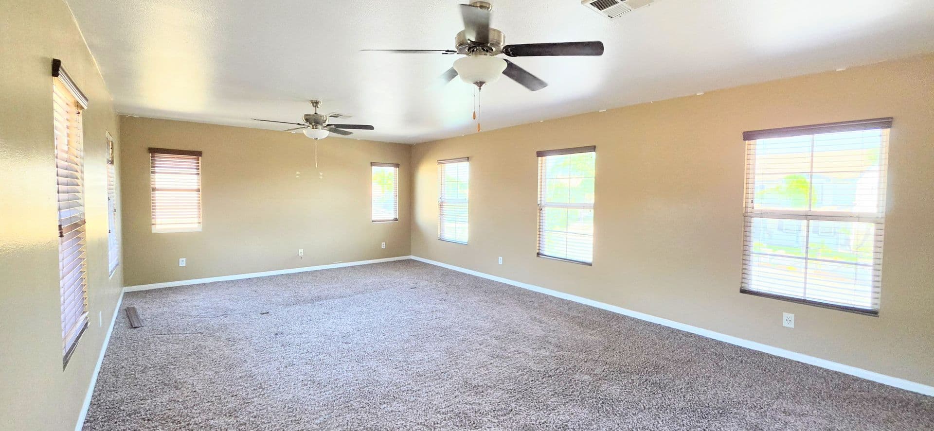Menifee House: 30040 Cheveley Park St