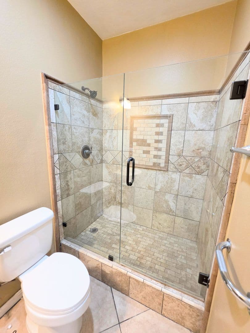 Menifee House: 30040 Cheveley Park St