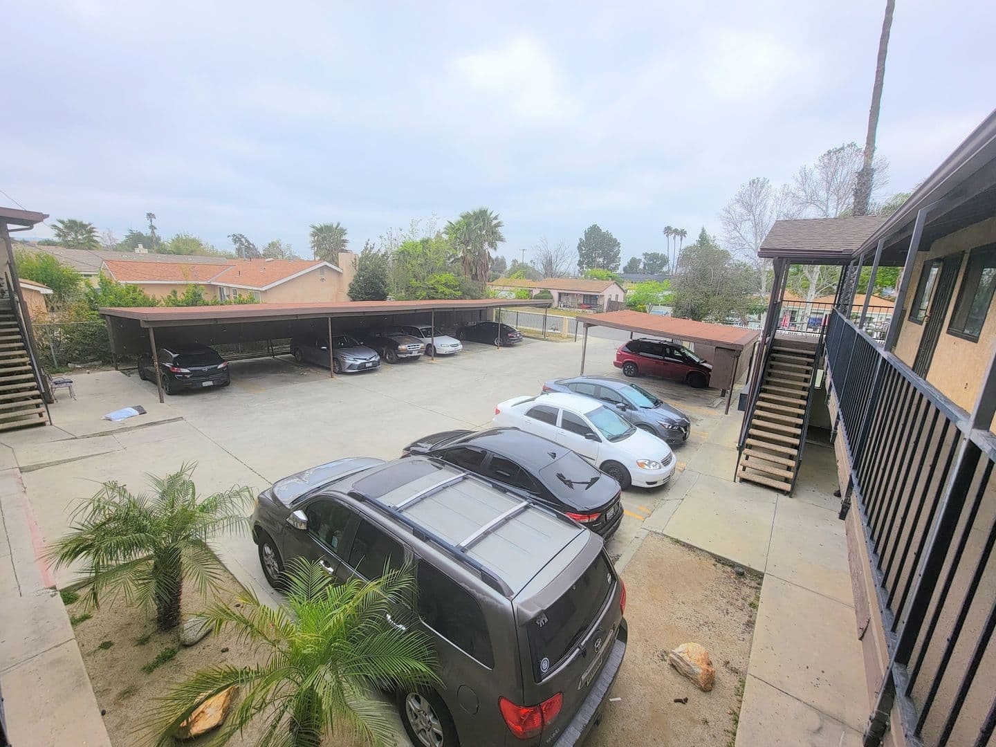 San Jacinto Apartment: 700 E Main St
