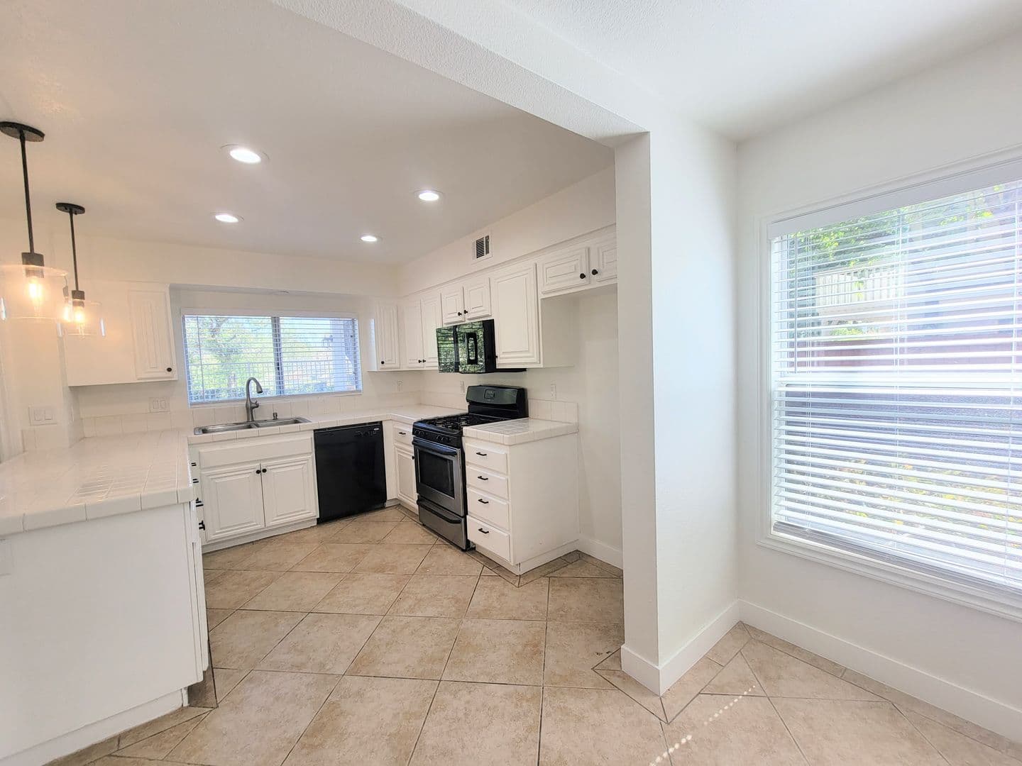 Temecula House: 31654 Corte Esparza