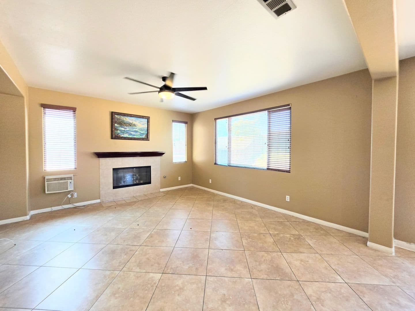 Menifee House: 30040 Cheveley Park St