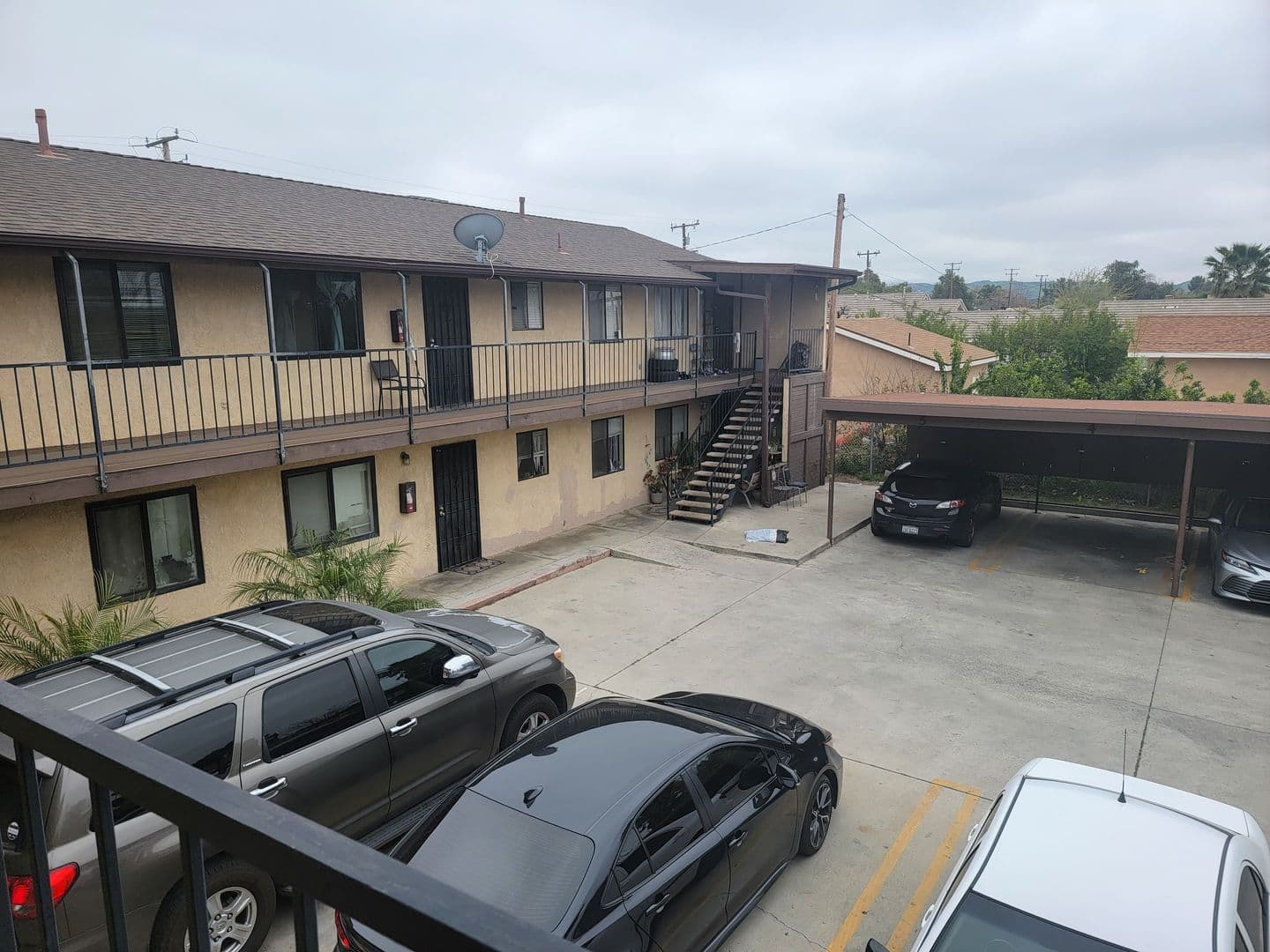 San Jacinto Apartment: 700 E Main St