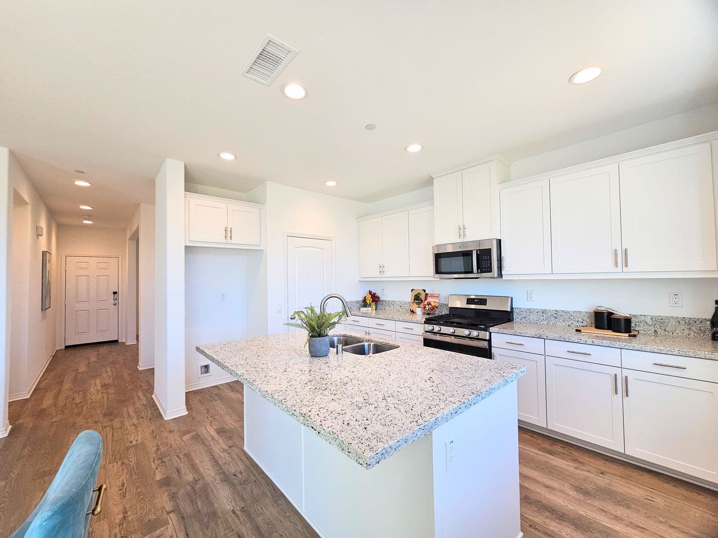 Beaumont House: 14219 Sicily CT