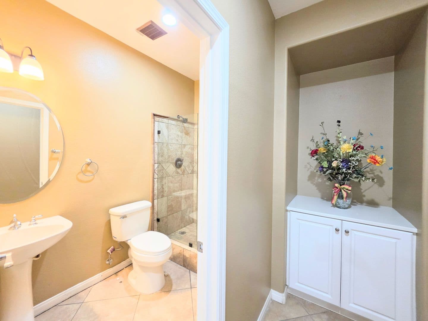 Menifee House: 30040 Cheveley Park St