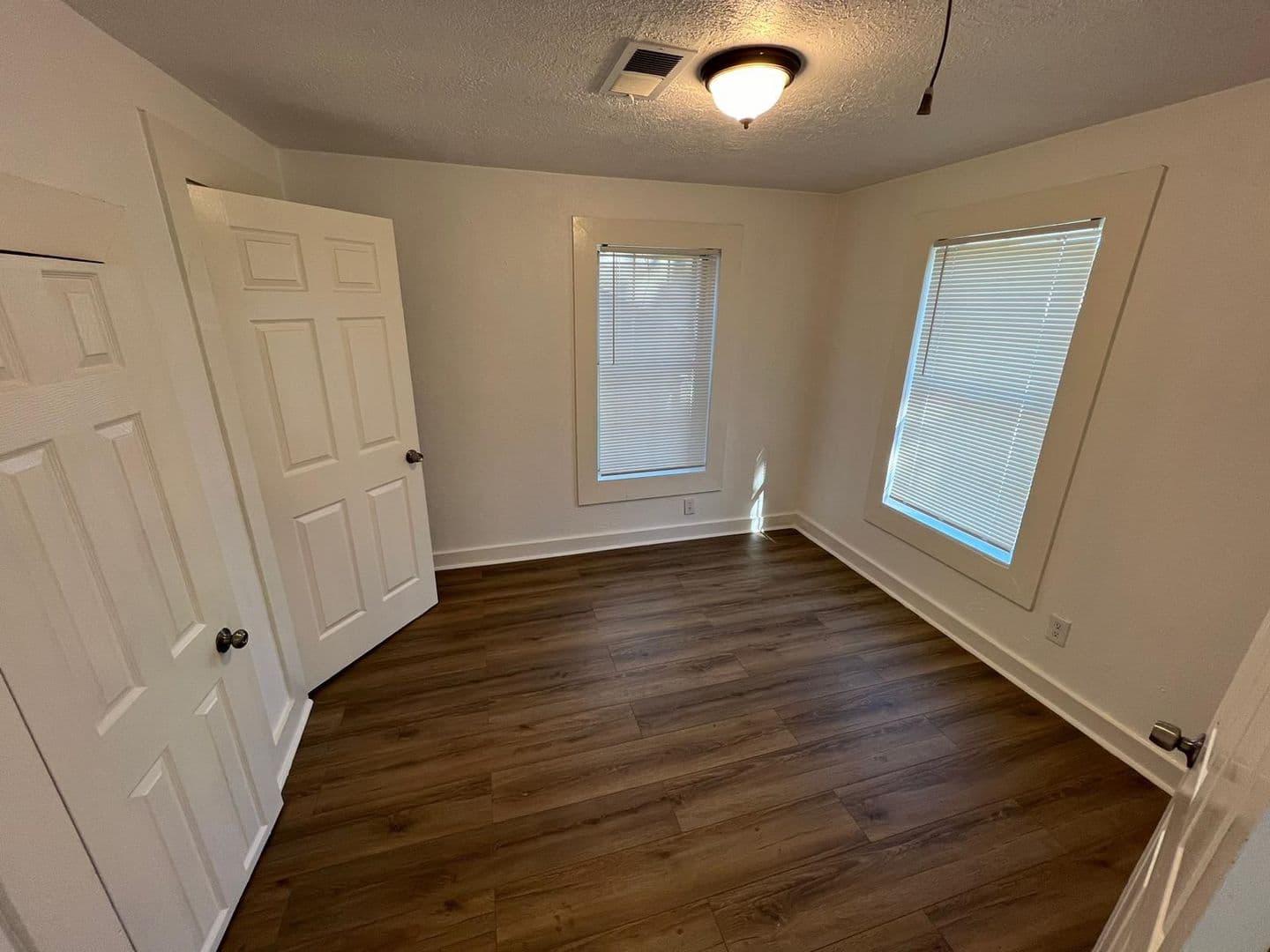Beaumont Apartment: 690 Avenue E