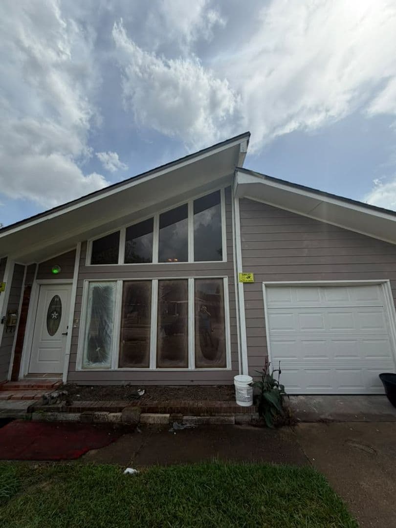 Houston House: 4106 Madden Ln