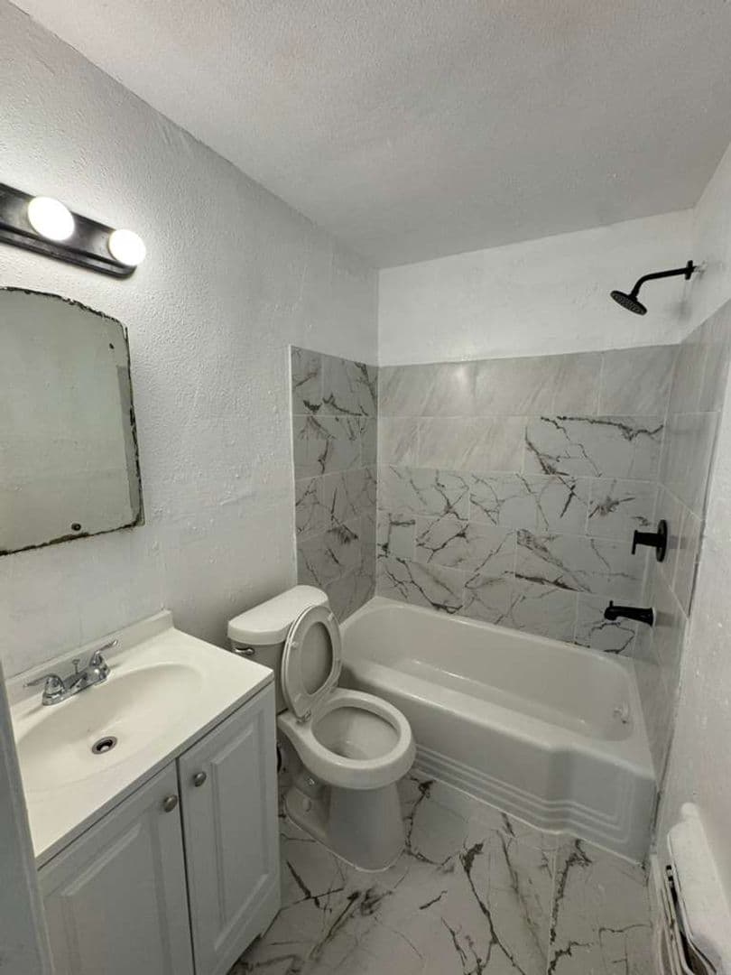 Port Arthur Apartment: 3349 14th St