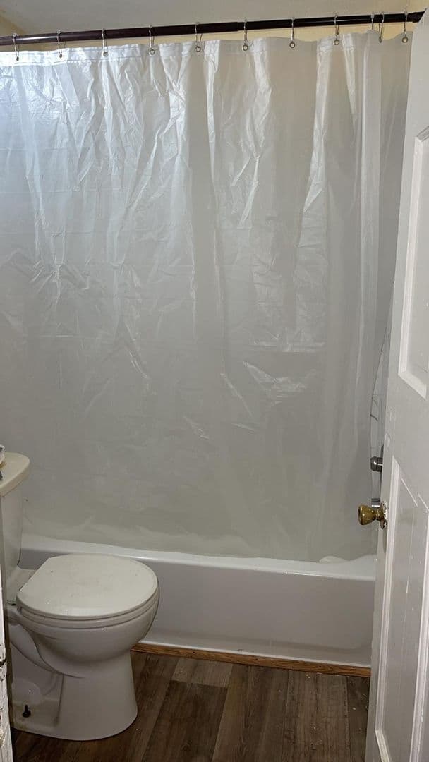 Beaumont Apartment: 2401 Franklin St.