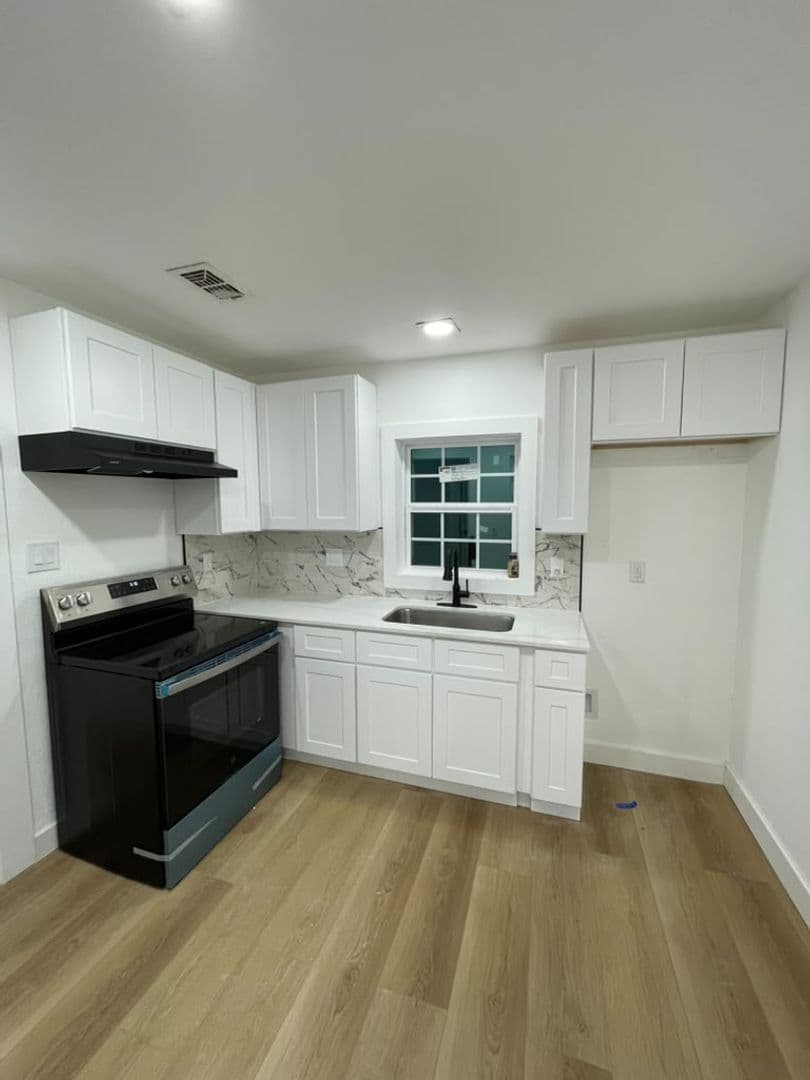 Galveston House: 5415 AVENUE M