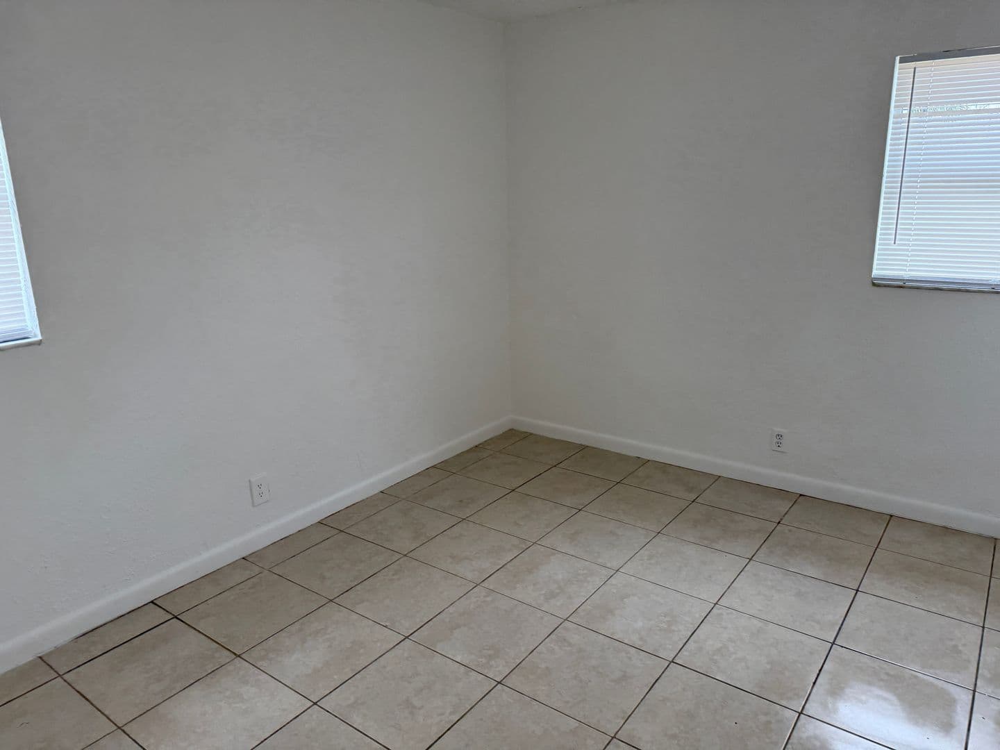 Tampa House: 3214 Darlington Dr