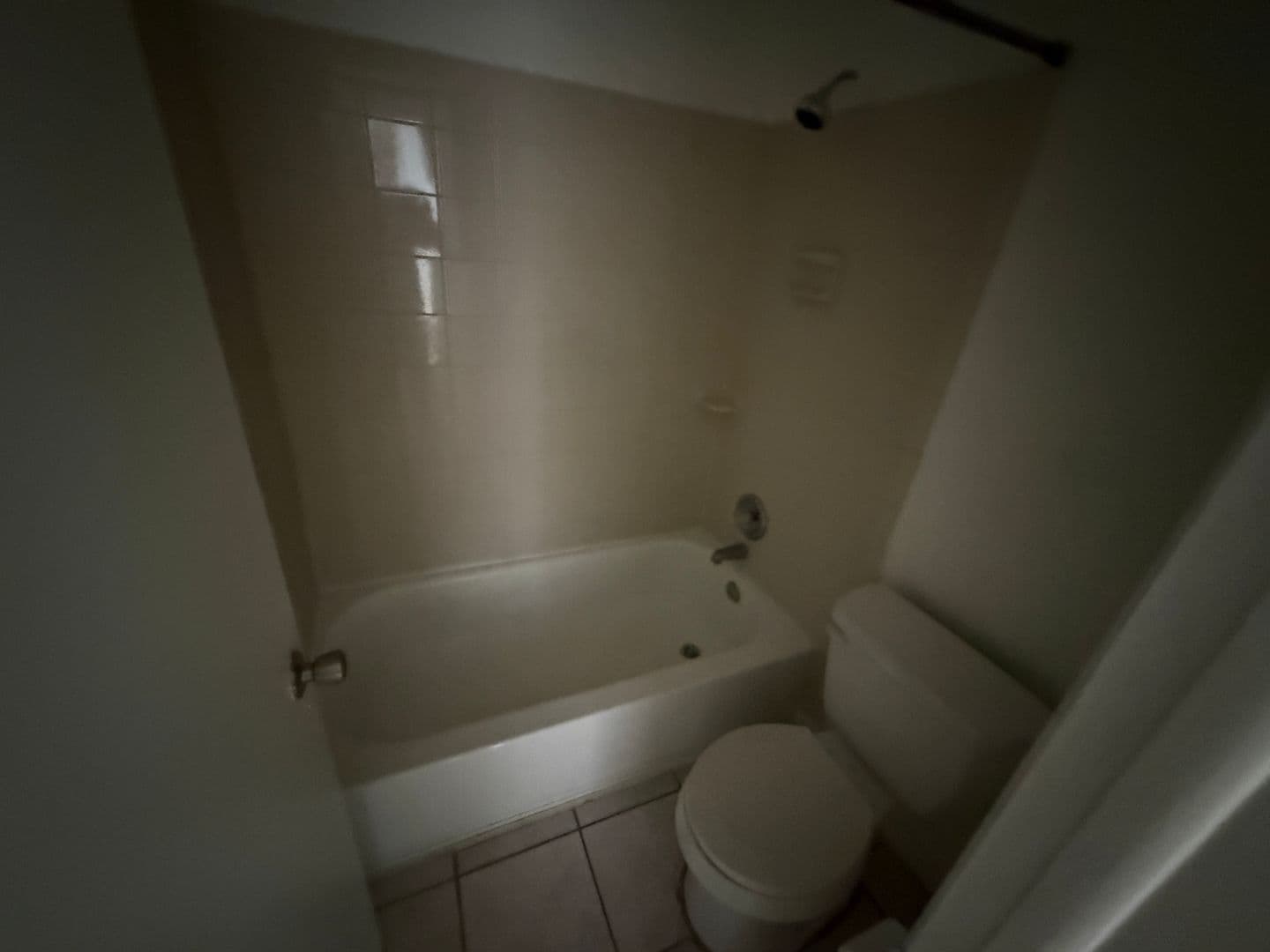 Tampa House: 8594 Briar Grove Cir