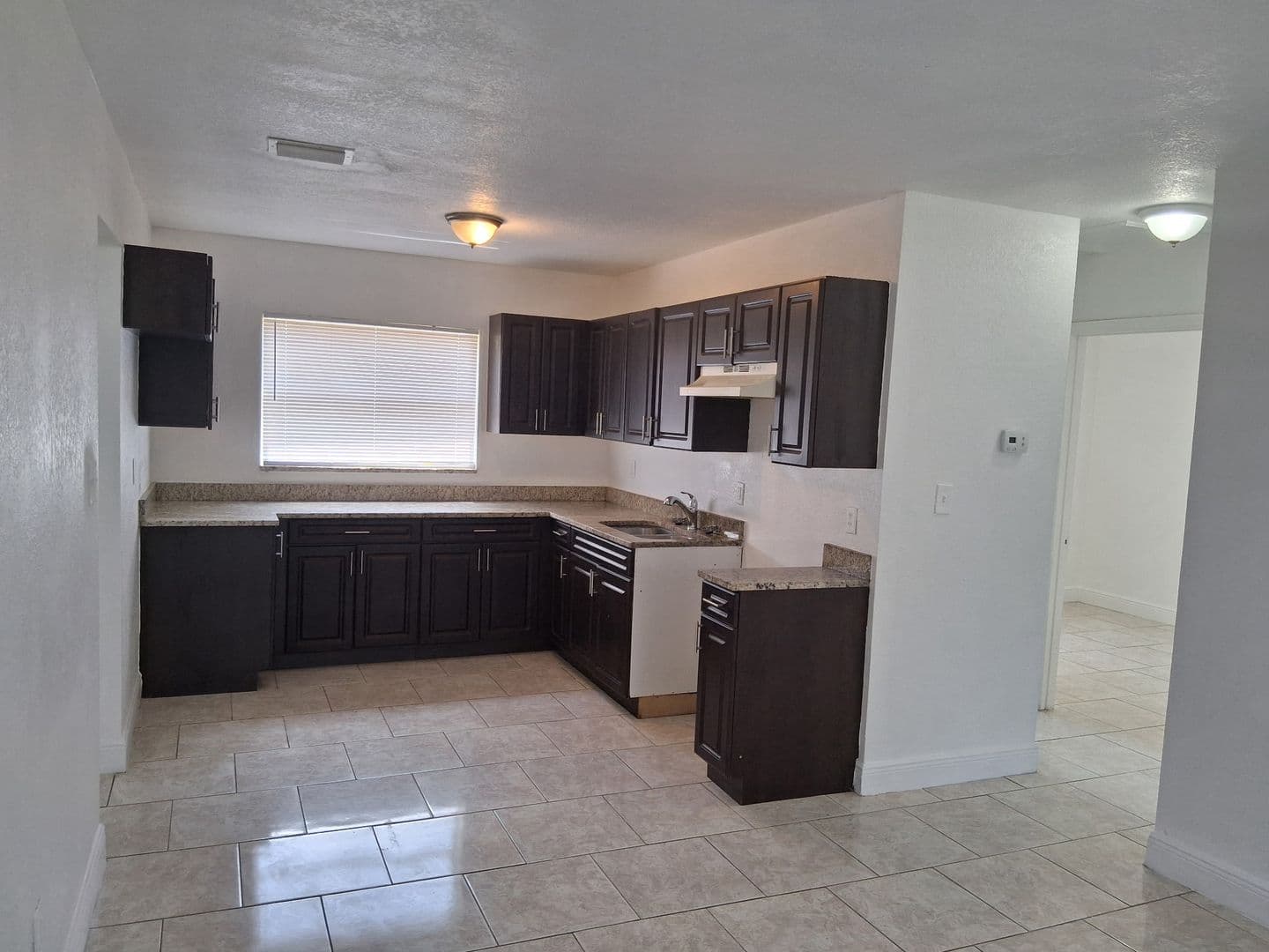 Tampa House: 7921 DAHLIA AVE