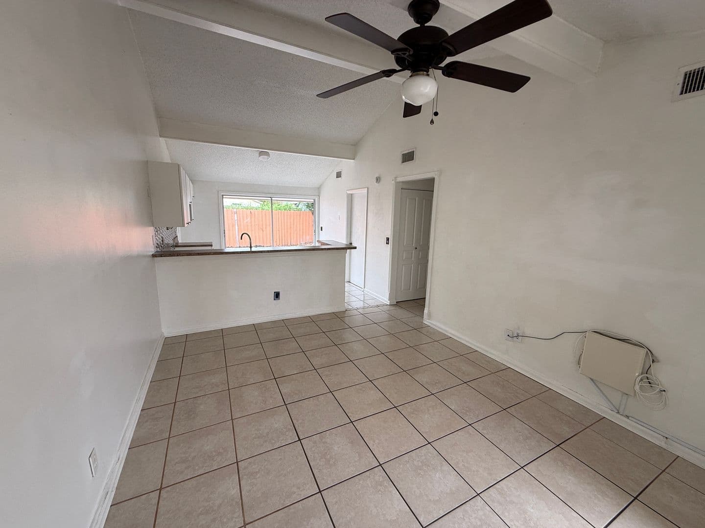 Tampa House: 8594 Briar Grove Cir