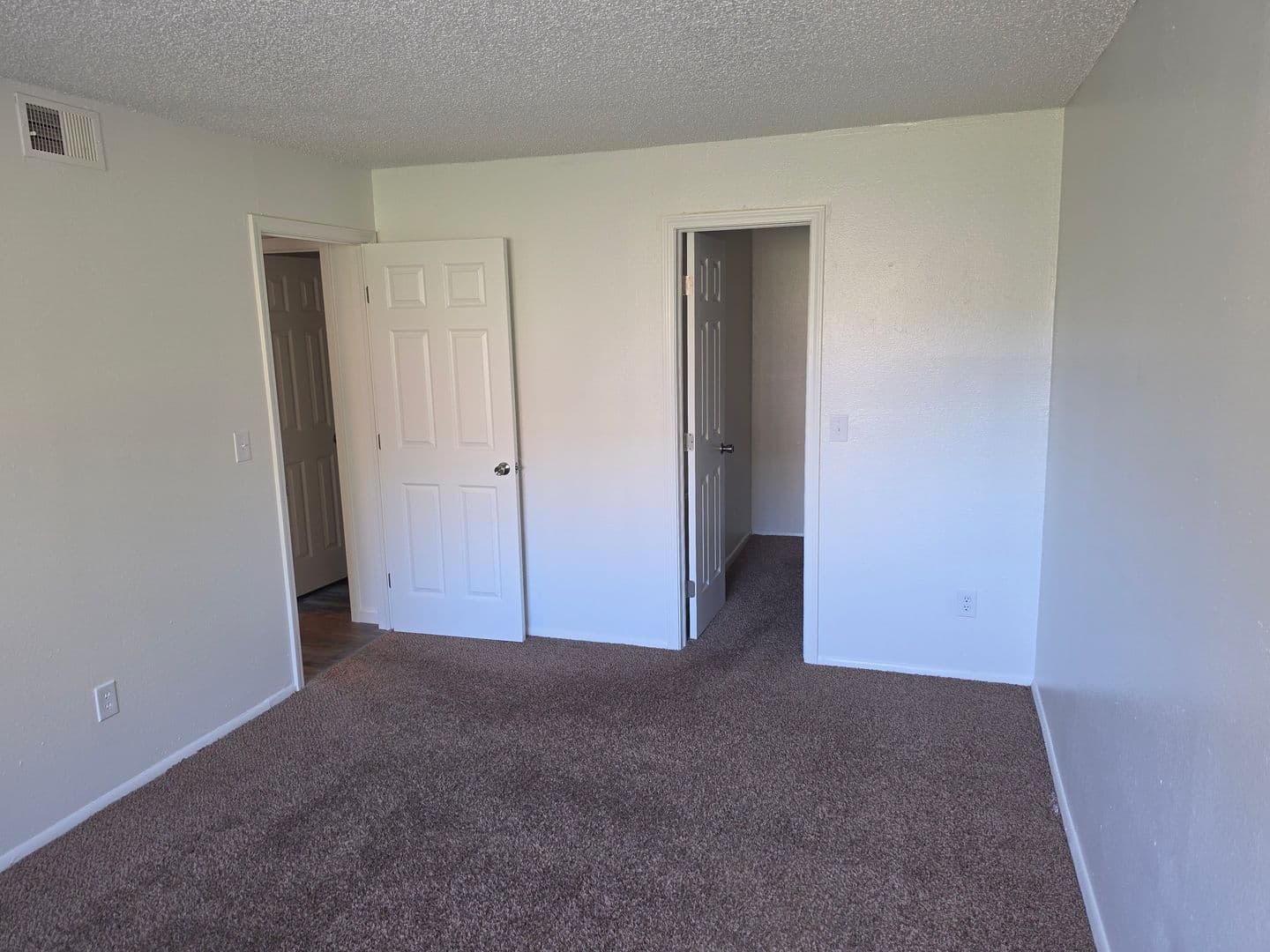 Wichita Apartment: 920 S. Rock Road