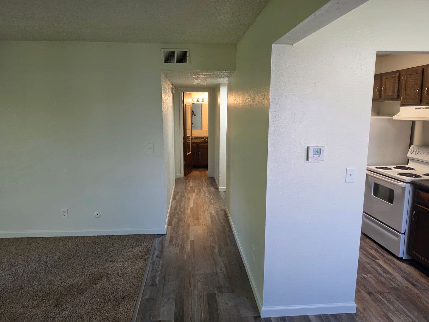 Wichita Apartment: 920 S. Rock Road