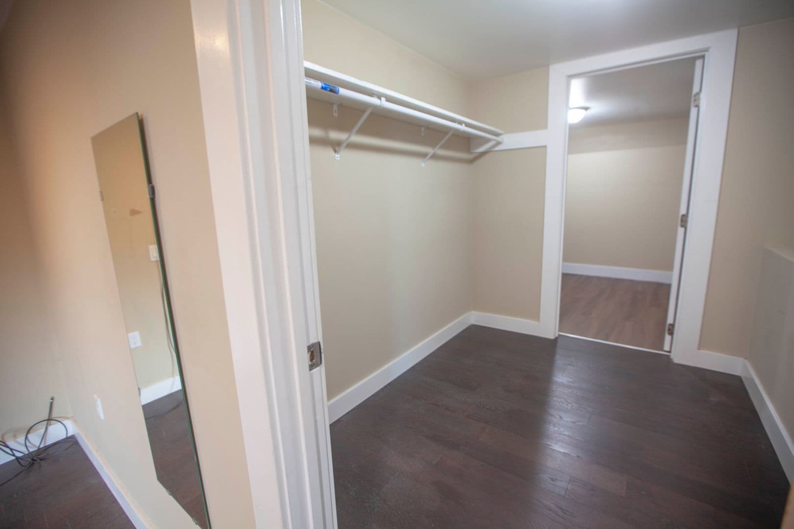 Daly City Apartment: 898 Templeton Ave