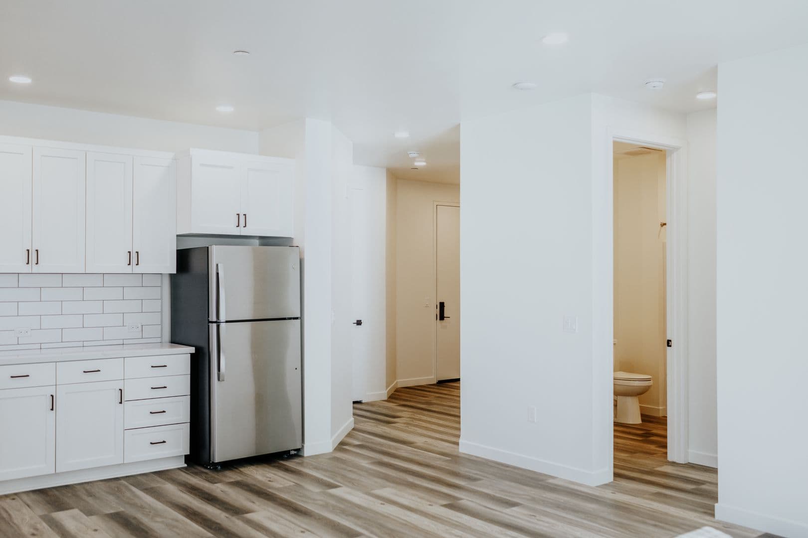 Bakersfield Apartment: 250 South Heath Road