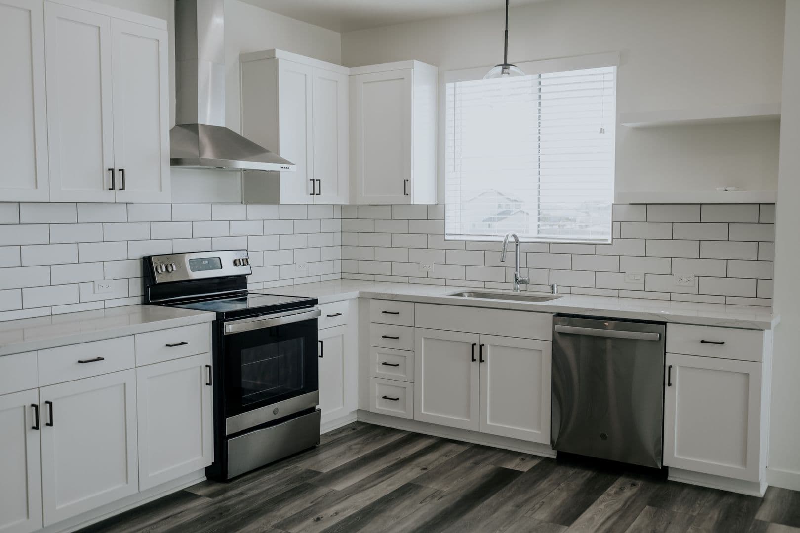 Bakersfield Apartment: 250 South Heath Road