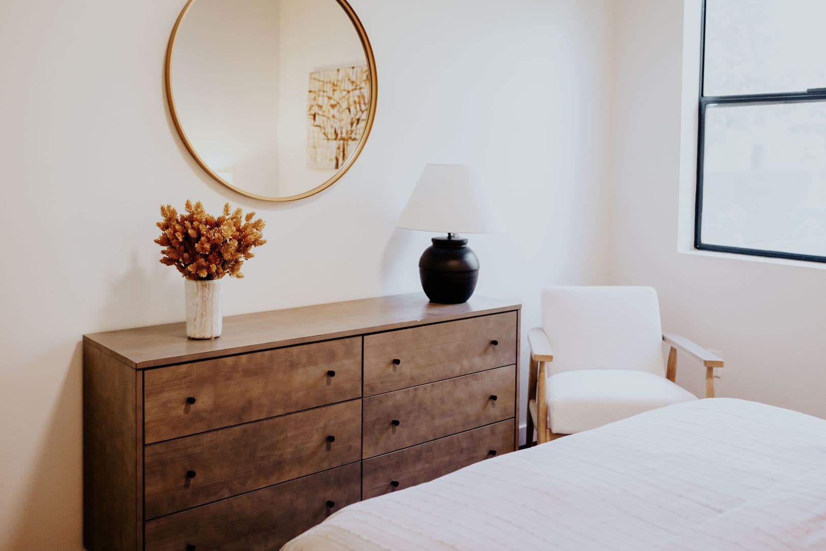 Bakersfield Apartment: 11325 Park Square Drive