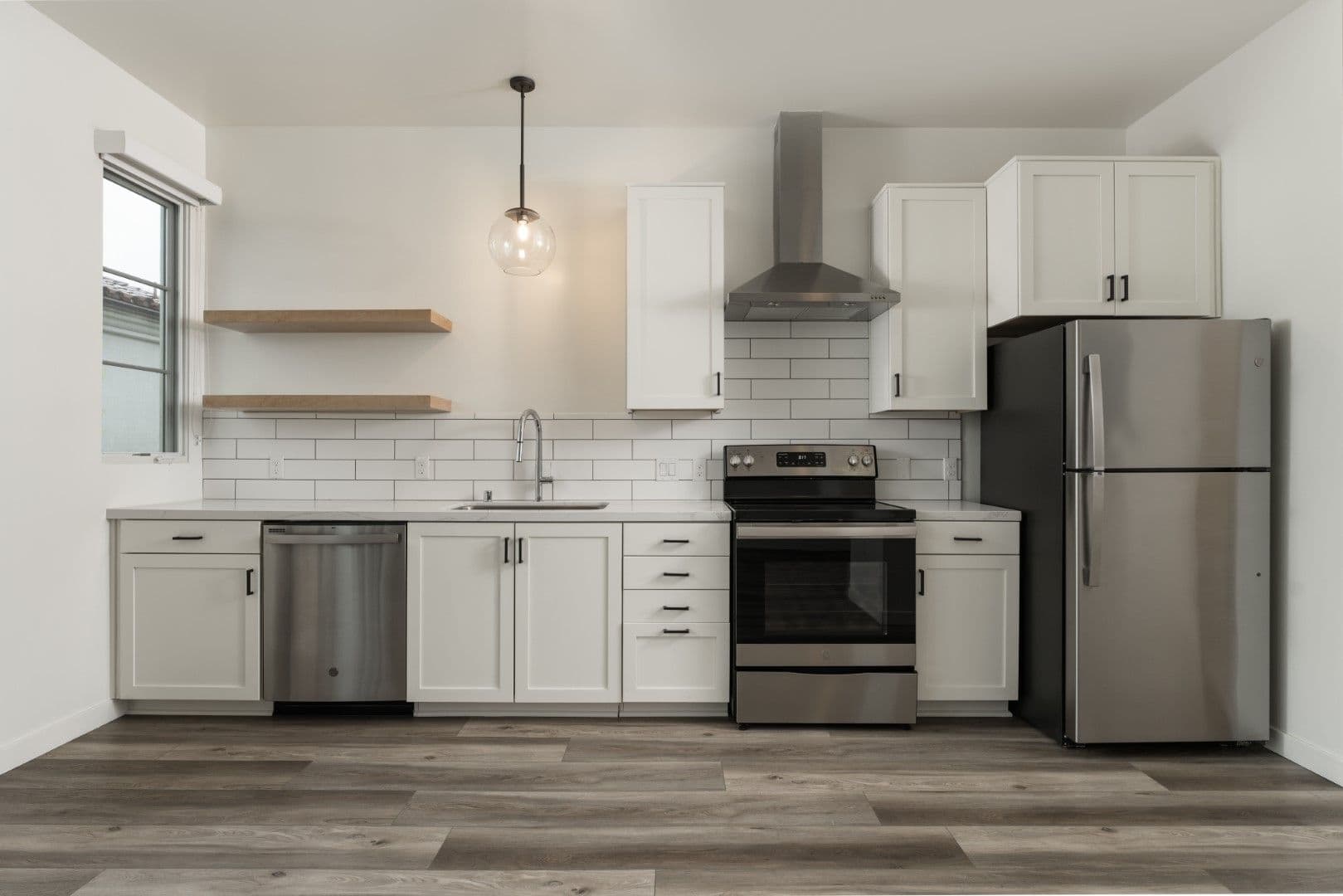 Santa Barbara Apartment: 835 E. Canon Perdido Street