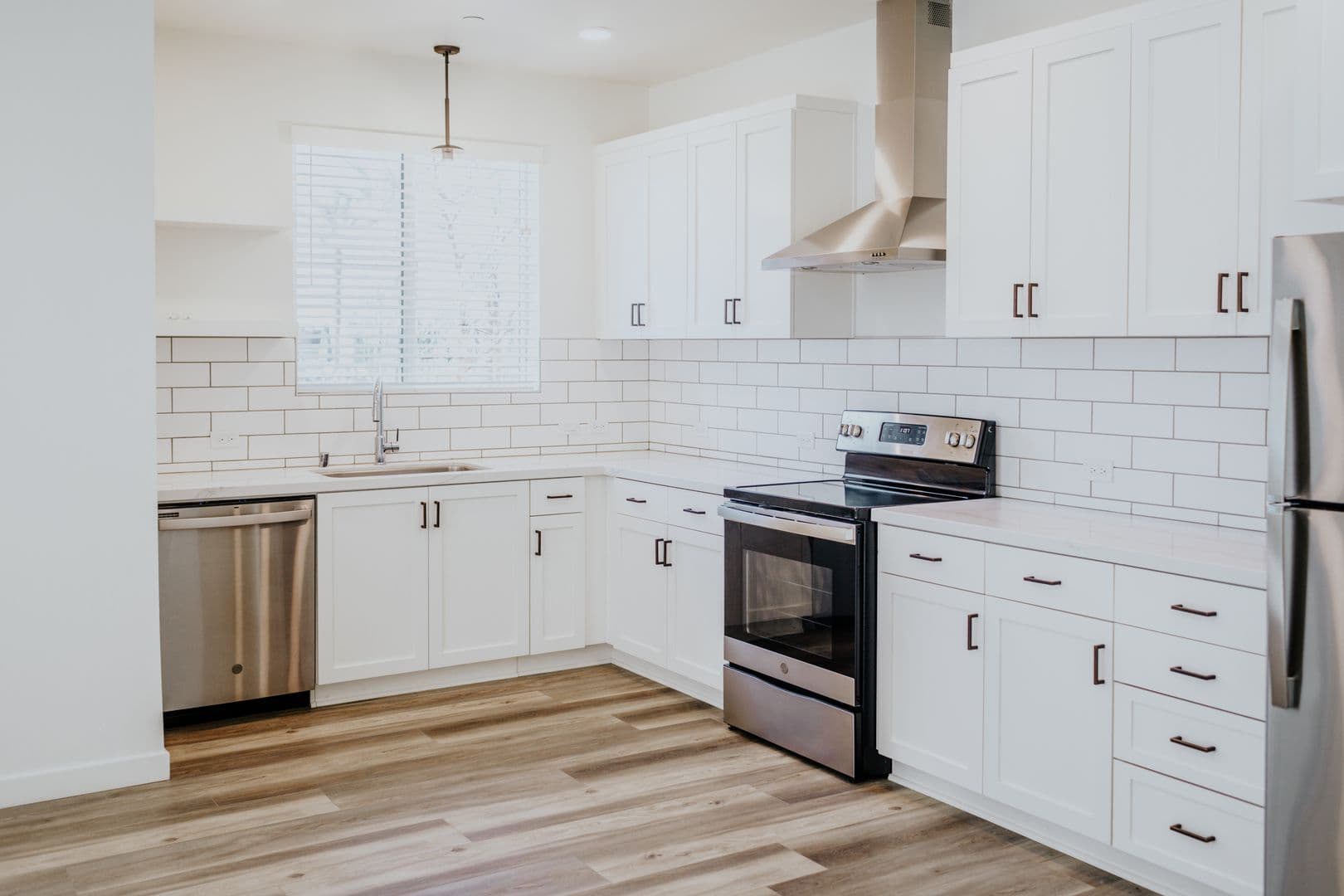 Bakersfield Apartment: 250 South Heath Road