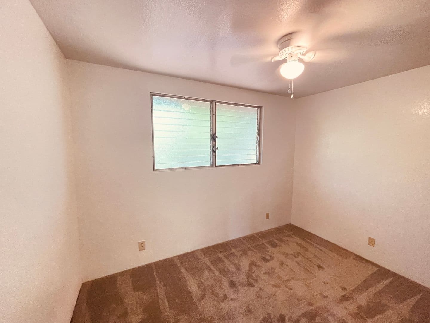 Aiea House: 98-277 Kam. Hwy. D1