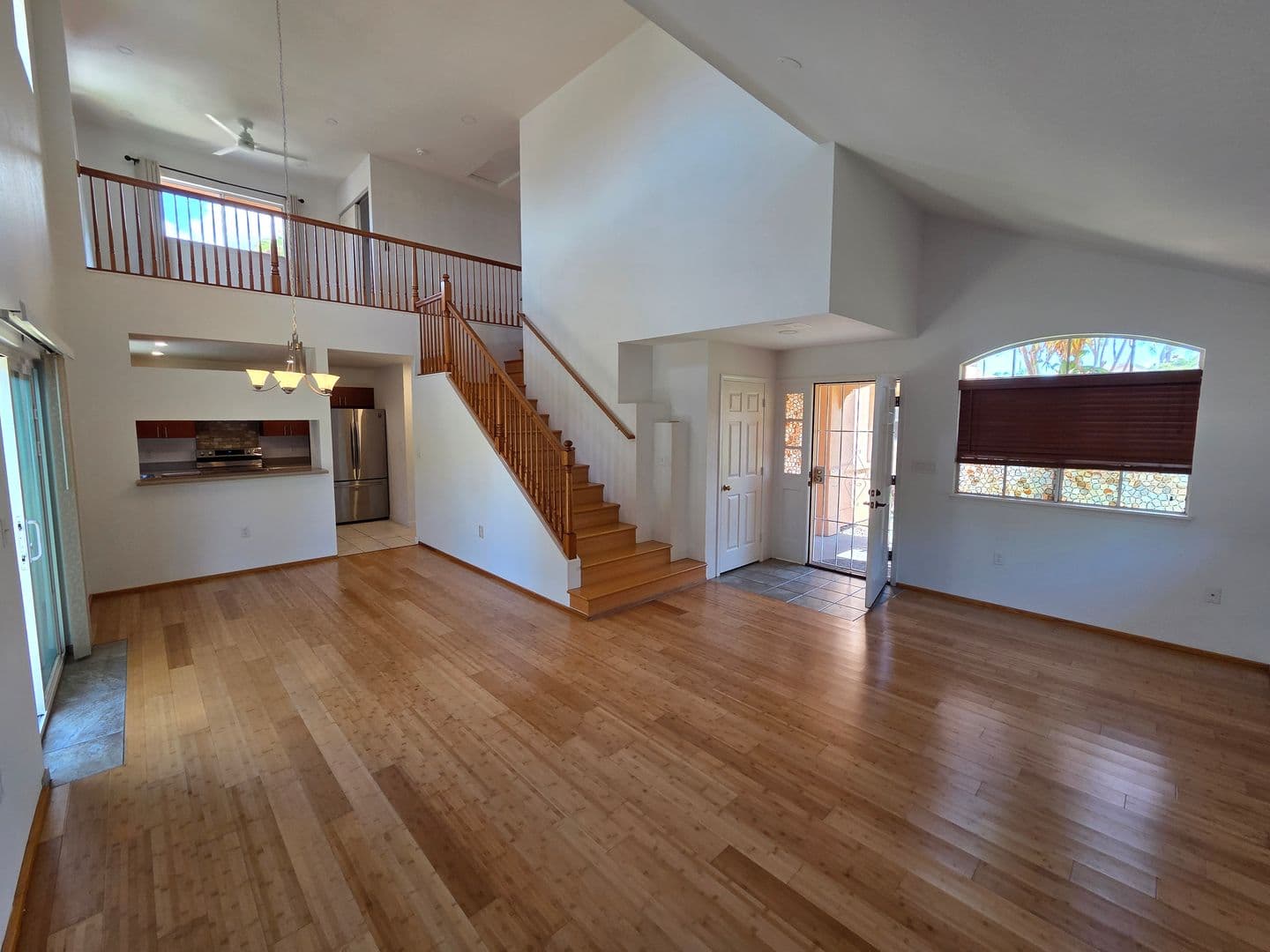 Waipahu House: 94-205A Huewai Pl