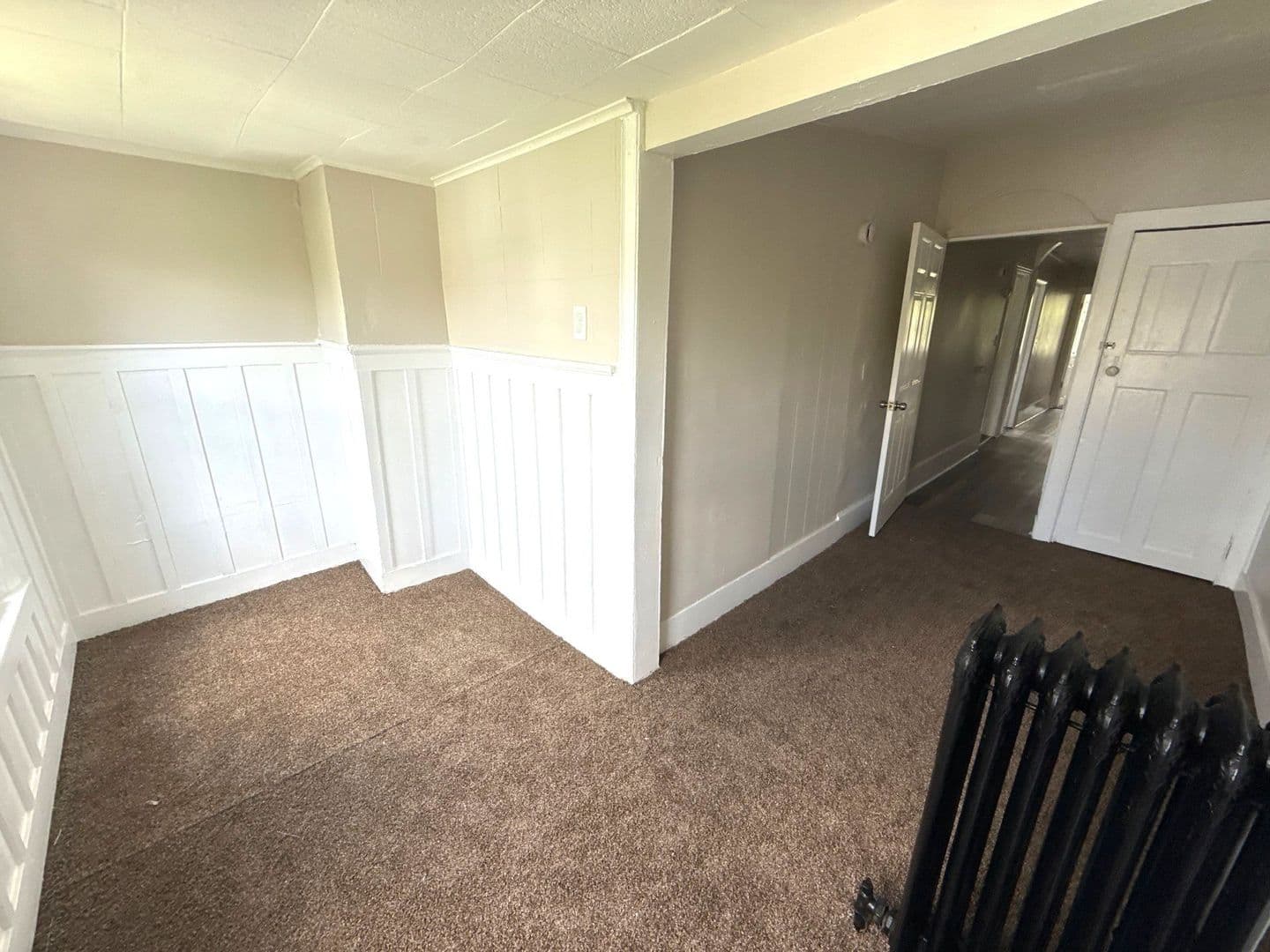 Millville Apartment: 230 N 3rd Street