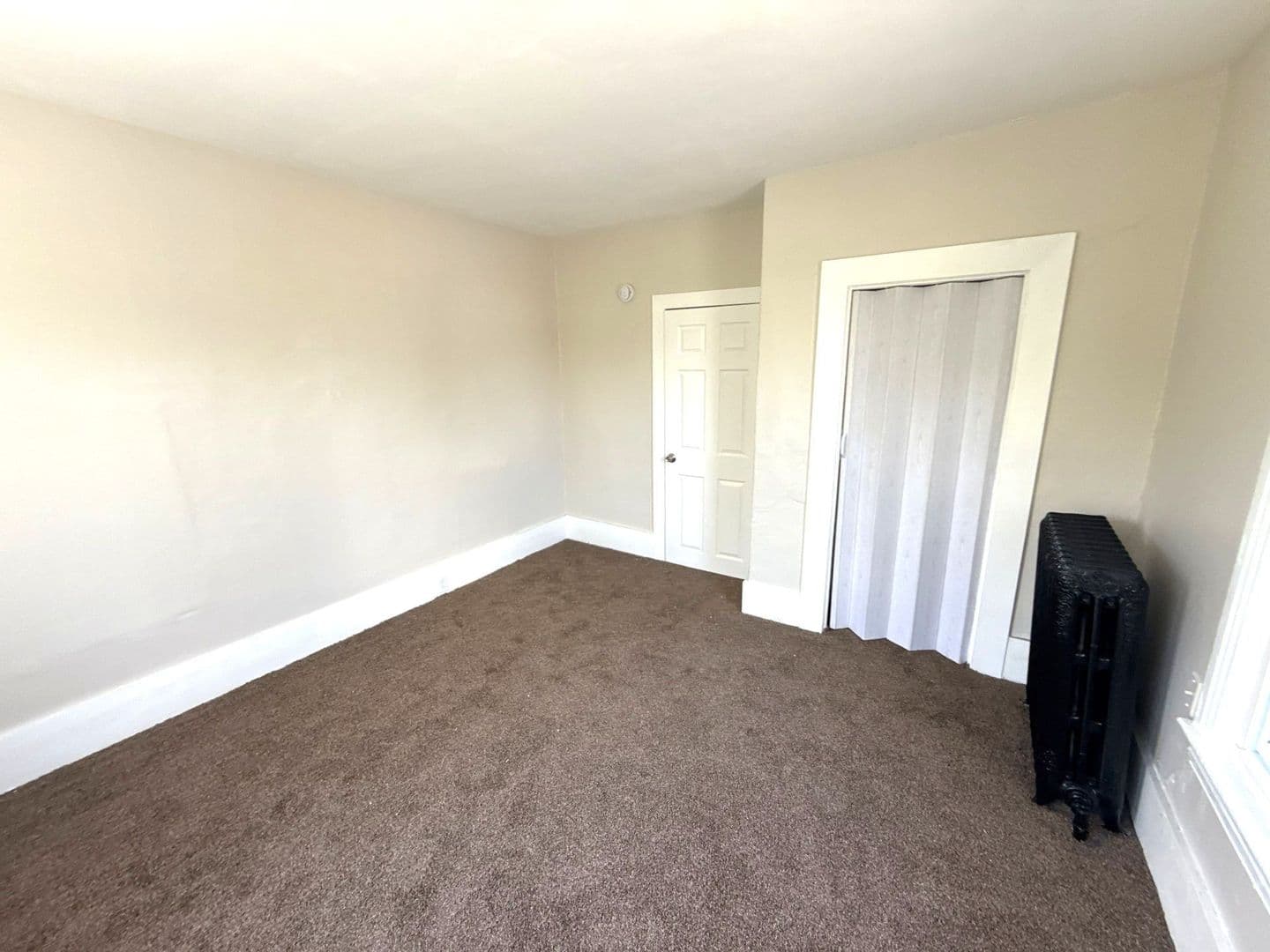 Millville Apartment: 230 N 3rd Street