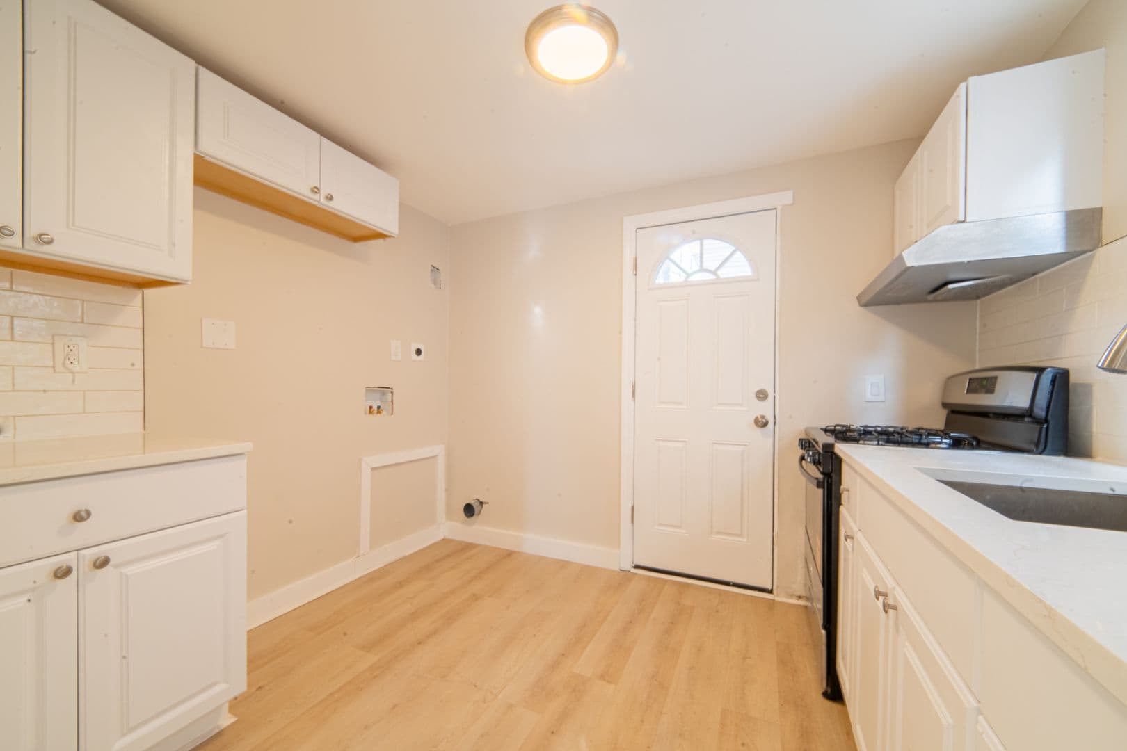Atlantic City Townhome: 115 N Delancy Pl