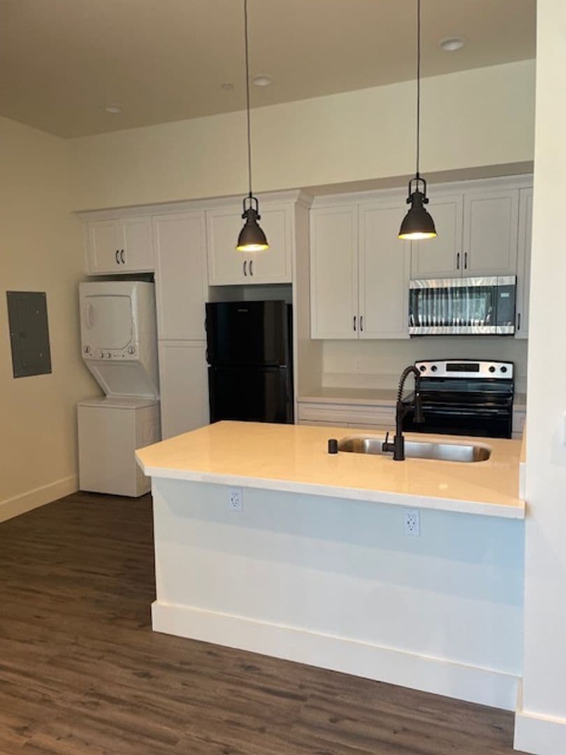 Atascadero Apartment: 5970 Madera Place