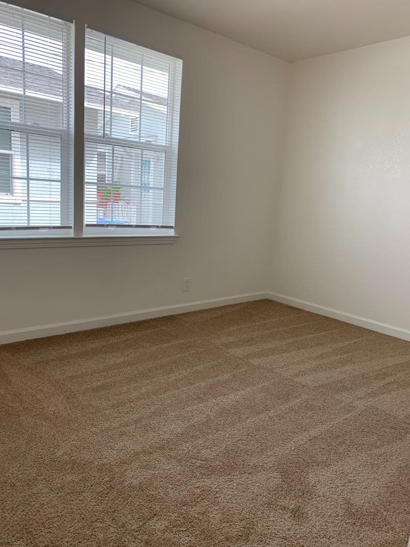 Monterey Apartment: 414 Ramona Ave