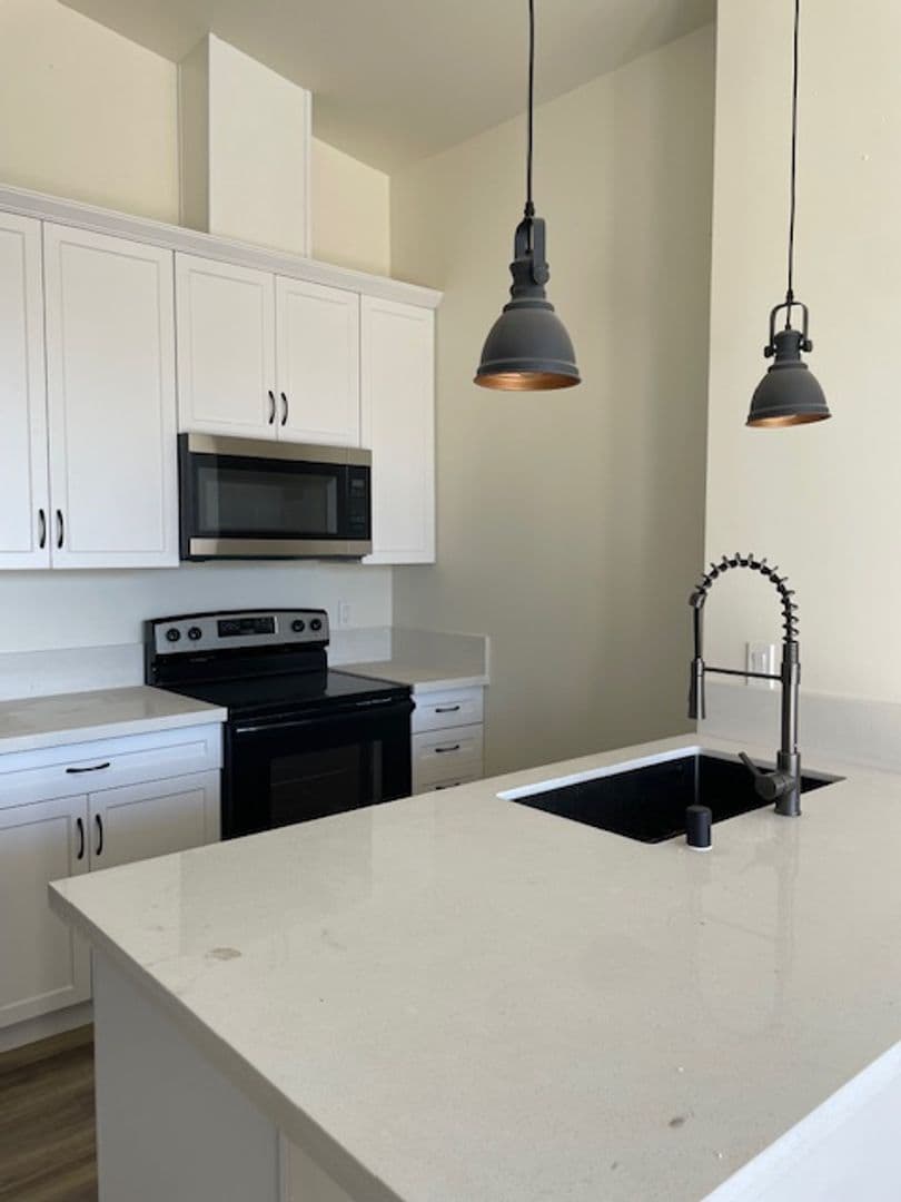 Atascadero Apartment: 5970 Madera Place