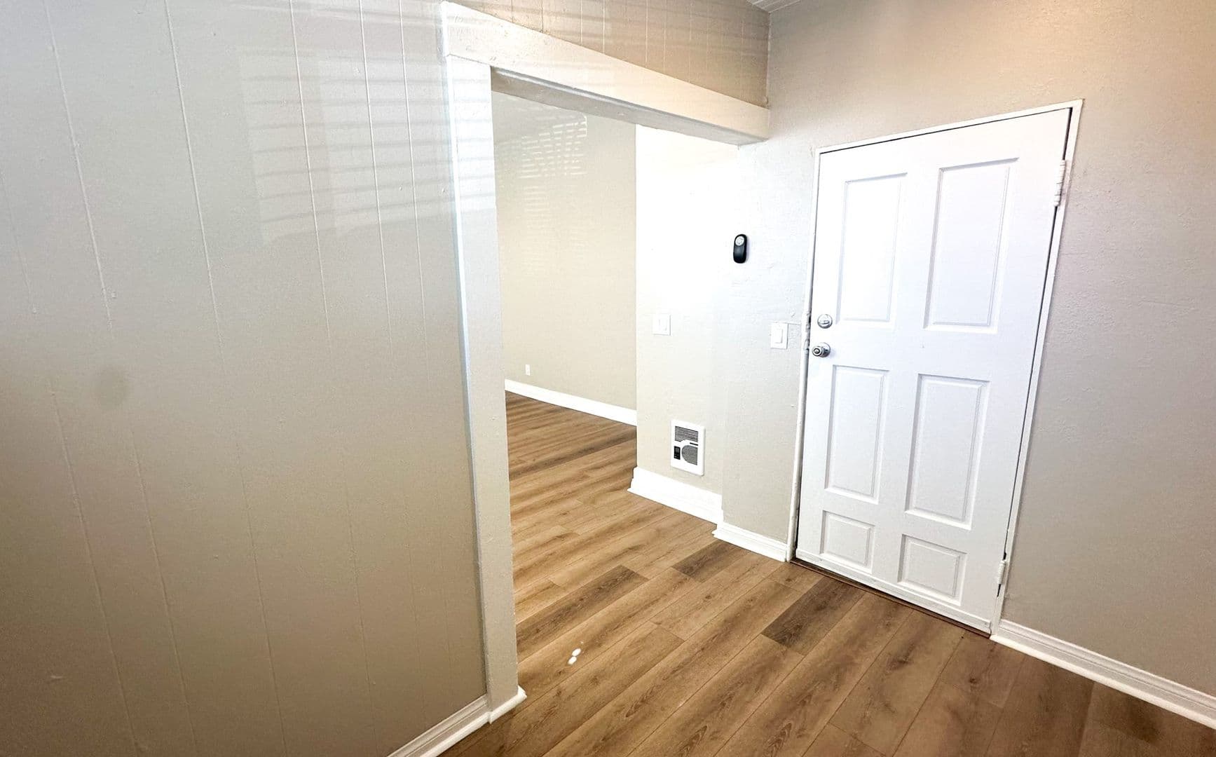 San Diego Apartment: 233 20th St