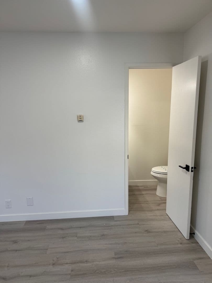 Huntington Beach Apartment: 7681 Ellis Ave