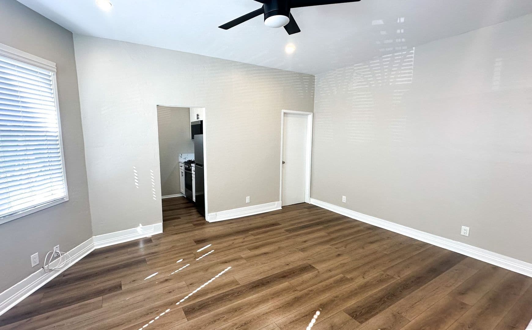 San Diego Apartment: 233 20th St