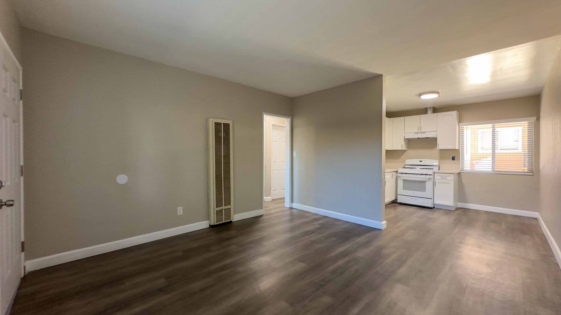 San Diego Apartment: 3969 Ocean View Boulevard