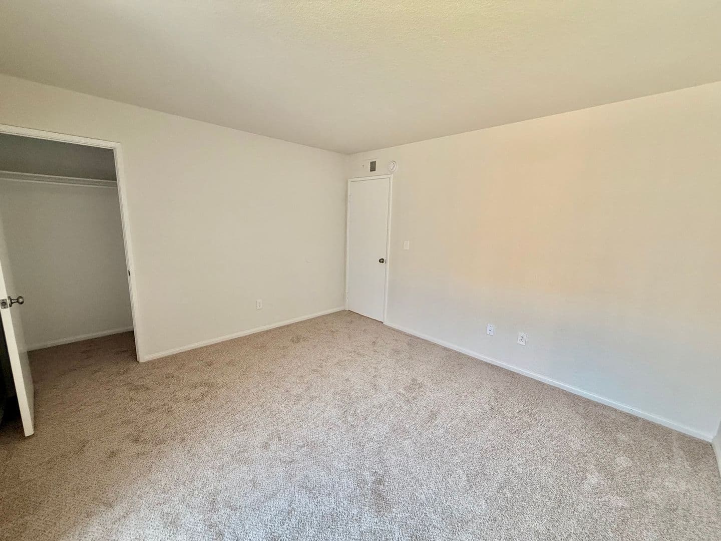 Imperial Beach Apartment: 1300 Holly Avenue