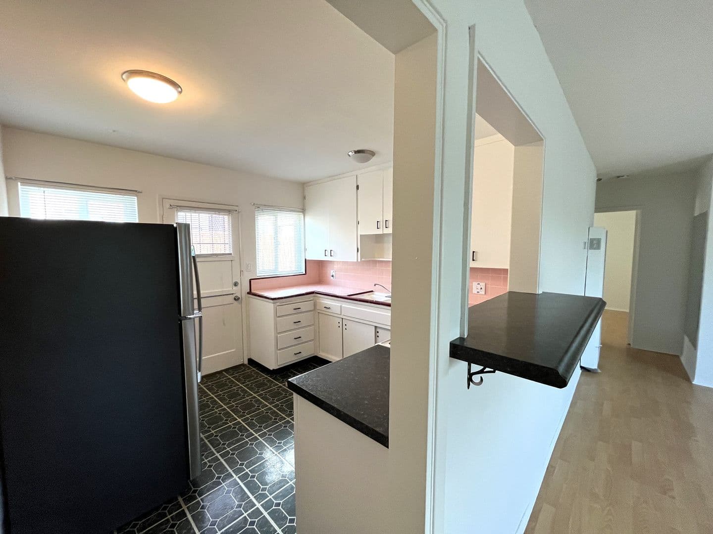San Diego Condo: 2956 Ivy Street