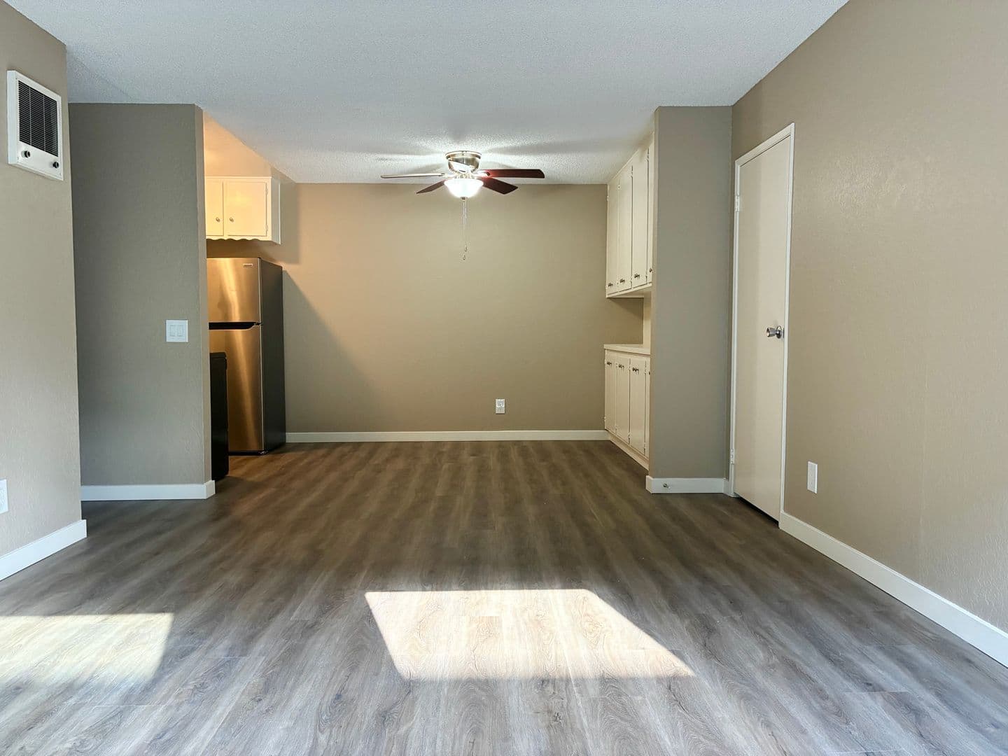 Chula Vista Apartment: 1486 Broadway Ave