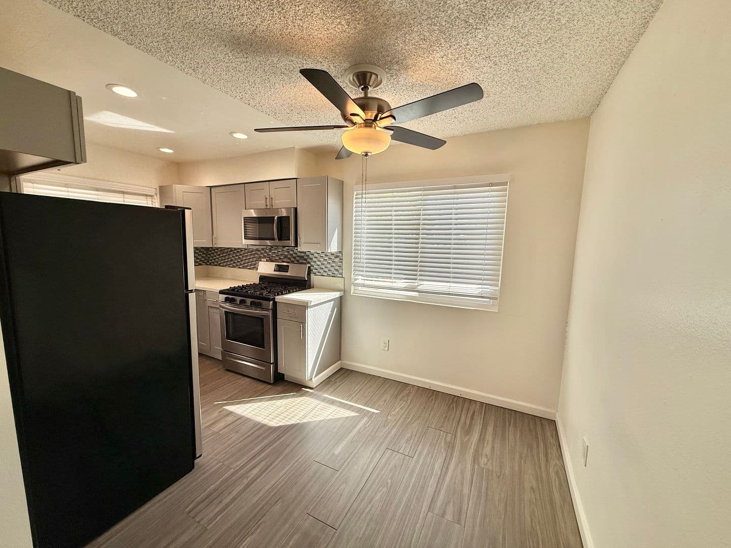 San Diego Apartment: 4052 Oregon St