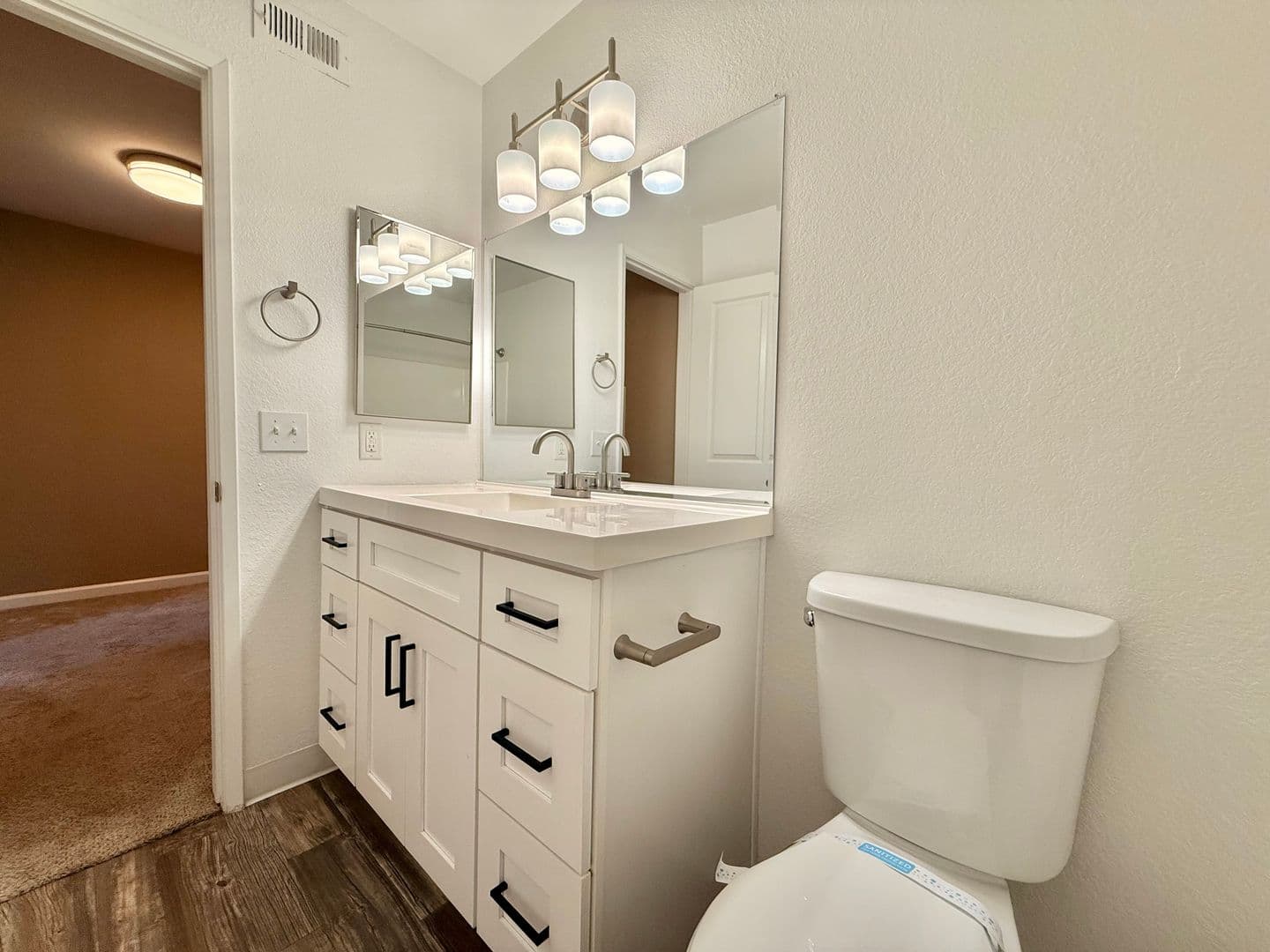 Imperial Beach Apartment: 1300 Holly Avenue