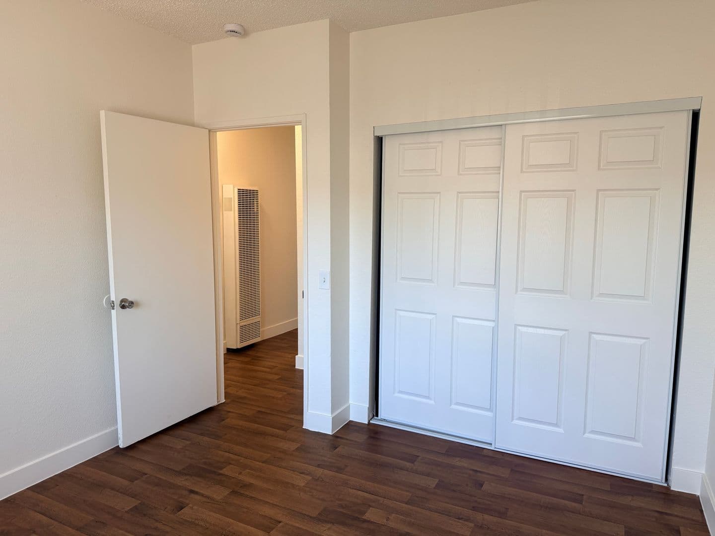 San Diego Apartment: 201-207, 314 Willie James Jones Ave