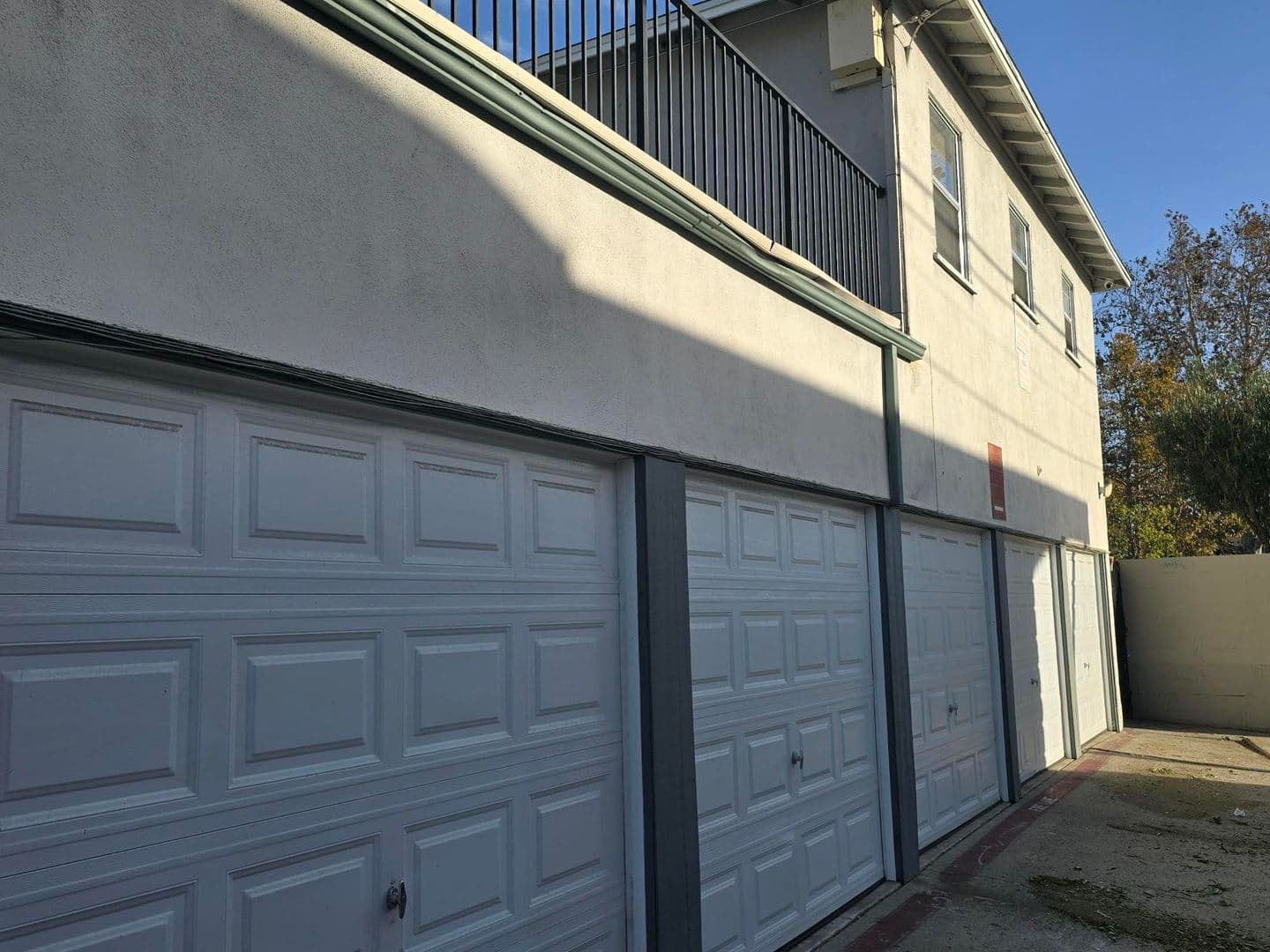 Santa Ana Apartment: 116 S  Orange Ave