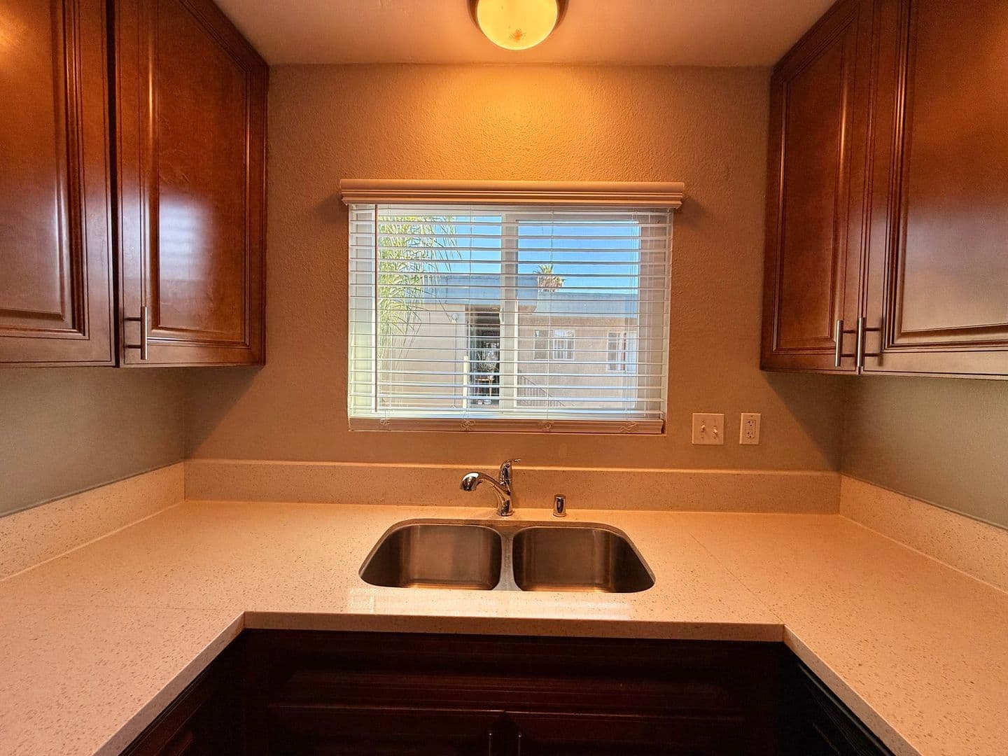 San Diego Apartment: 3877 46th Street