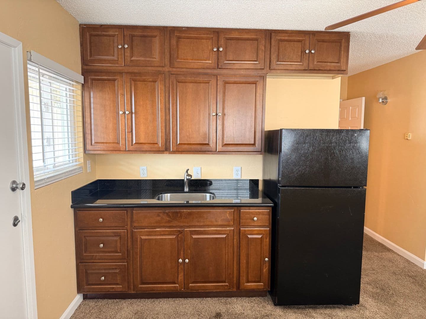 San Diego Apartment: 5847-5849 Mildred St